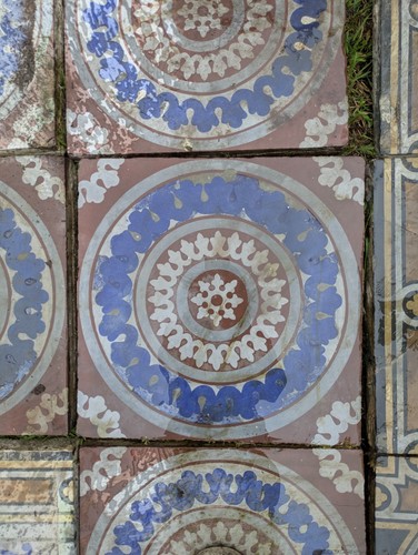 119 large antique - 119,